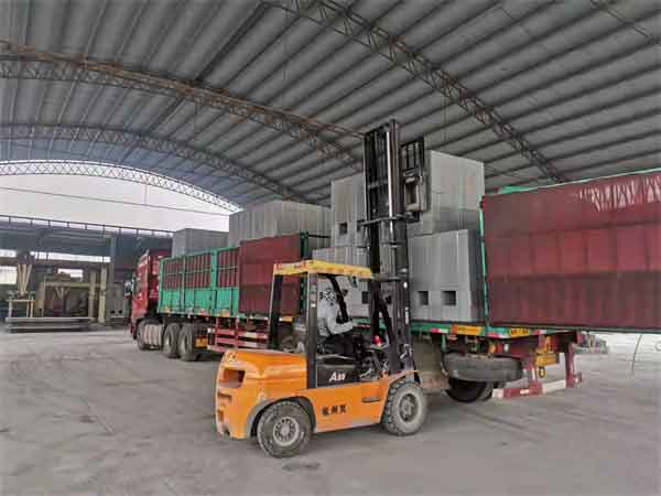 加氣磚無(wú)托盤(pán)打包碼垛，裝車(chē)